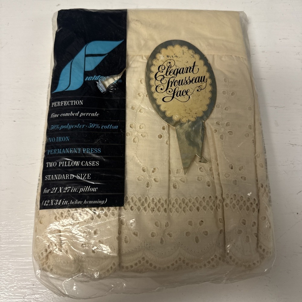 New Fieldcrest Elegant Trousseau IVORY Lace Set of 2 Standard Pillow Std.‎ Cases
